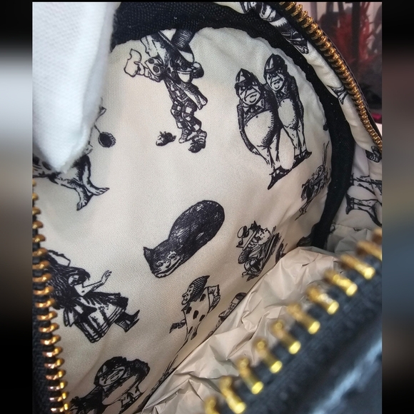 Loungefly Disney Alice In Wonderland We're All Mad Here Backpack and Wallet BNWT - Picture 9 of 9